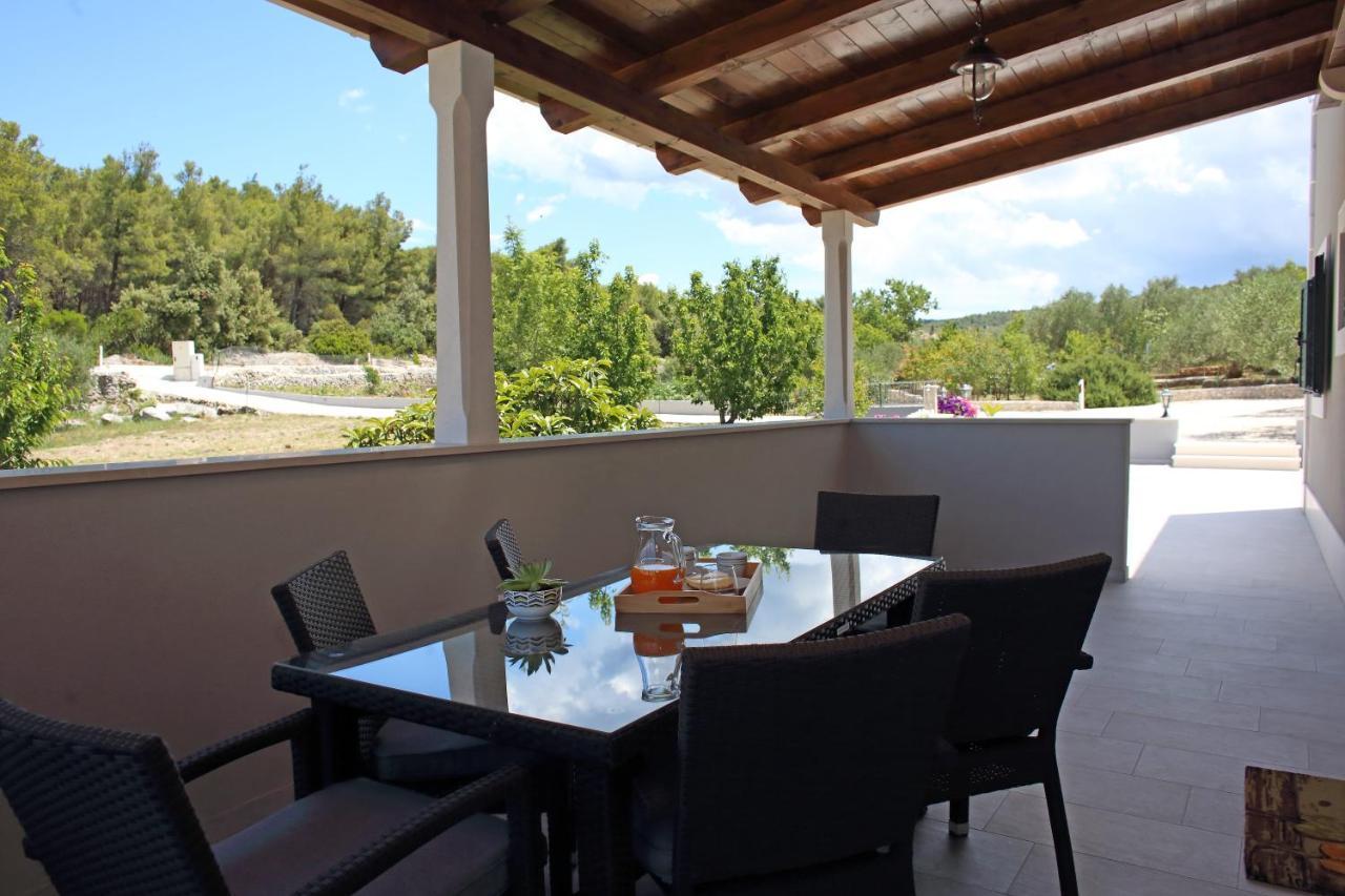 Vacation Home Meri Mirca  Bagian luar foto