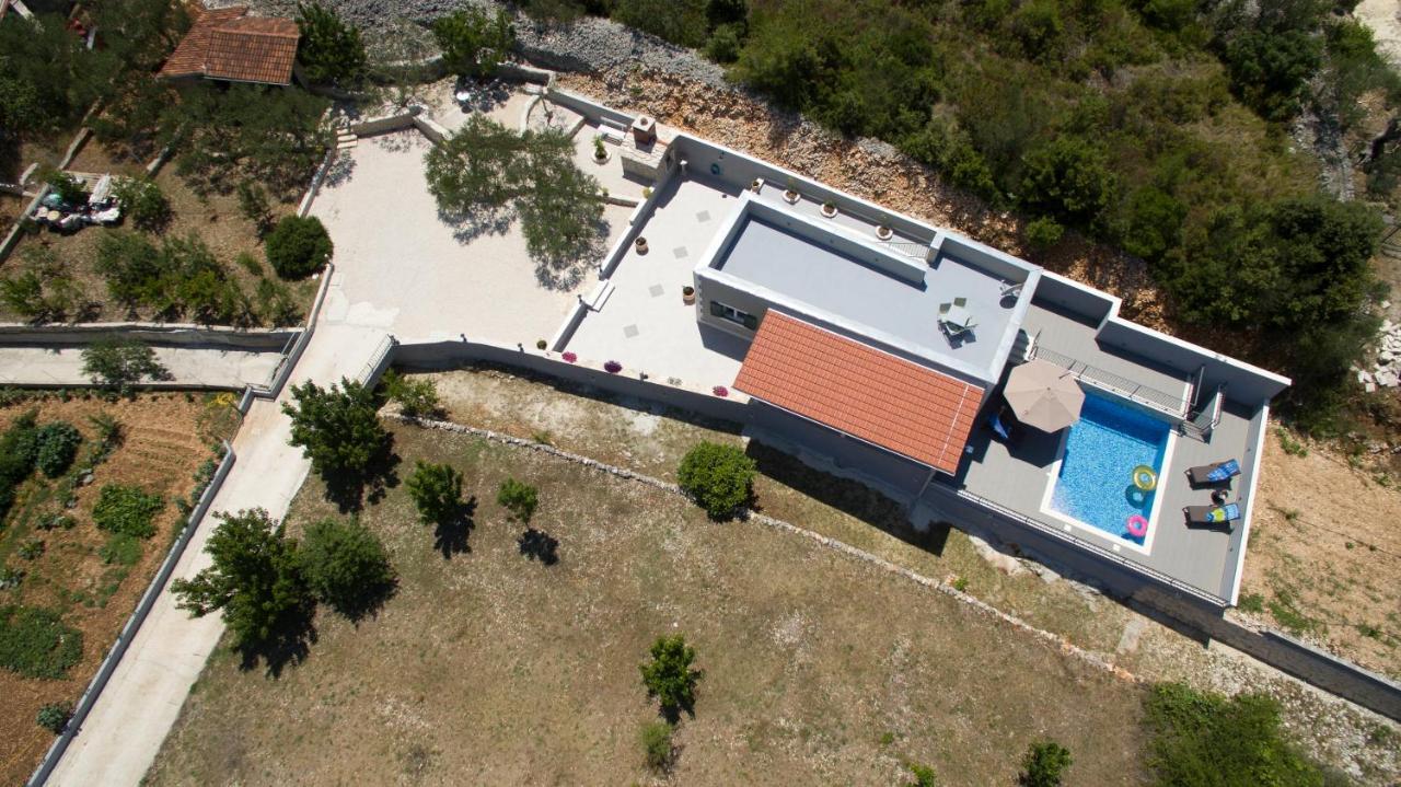 Vacation Home Meri Mirca  Bagian luar foto