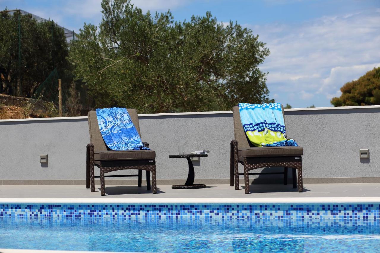 Vacation Home Meri Mirca  Bagian luar foto